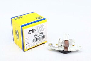 Фото Регулятор генератора Magneti Marelli 940016002100