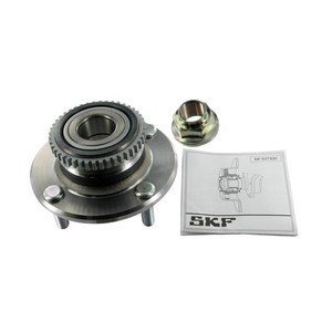 Фото Комплект подшипника ступицы колеса SKF VKBA 6837